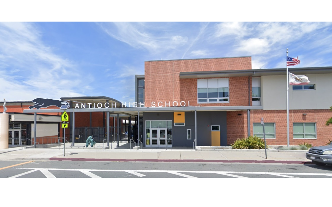 Antioch High School Building – 300 & 500 Wings Modernization
